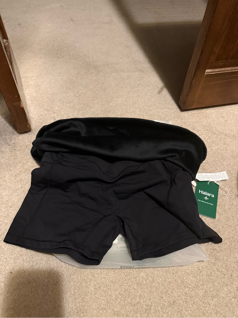 NWT Halara High Waisted Tummy Control Butt Lifting Fleece Corduroy Mini Skort - Picture 8 of 8